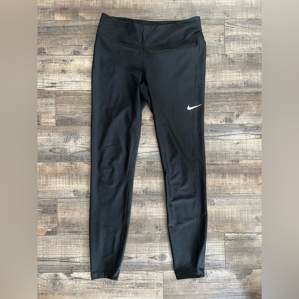 Nike DRI-FIT women yoga/legging- medium
